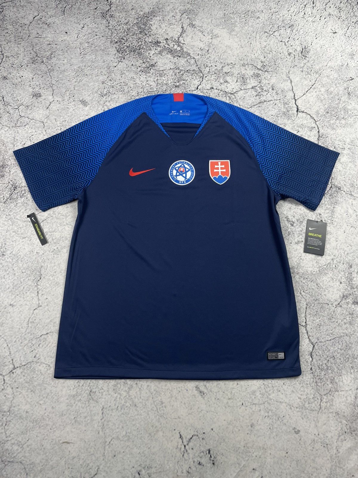 Nike Nike XL 2018 Slovakia Home Jersey Navy Original Football Size US XL / EU 56 / 4 - 1 Thumbnail