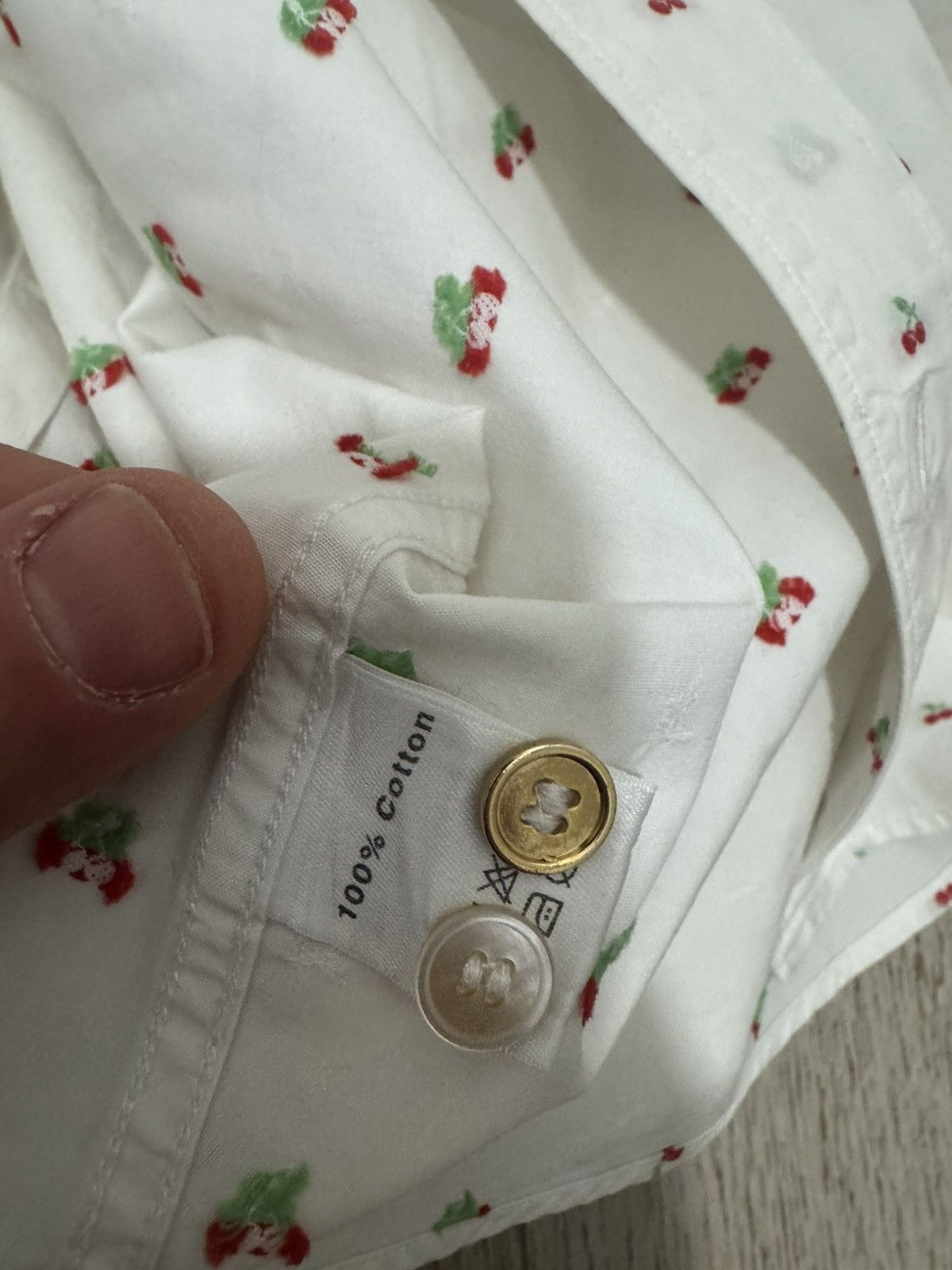 Paul Smith Paul Smith cherry button up shirt Size US M / EU 48-50 / 2 - 5 Thumbnail