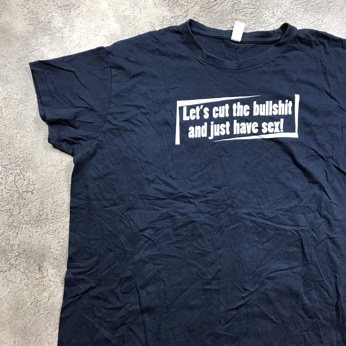 Vintage Vintage 90s Graphic Tee Single Stitch Faded Navy Streetwear Size US XL / EU 56 / 4 - 3 Thumbnail