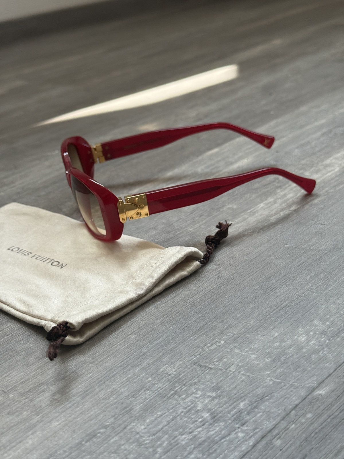 Louis Vuitton Y2K Louis Vuitton Red Sunglasses-Z0076W Size ONE SIZE - 5 Thumbnail