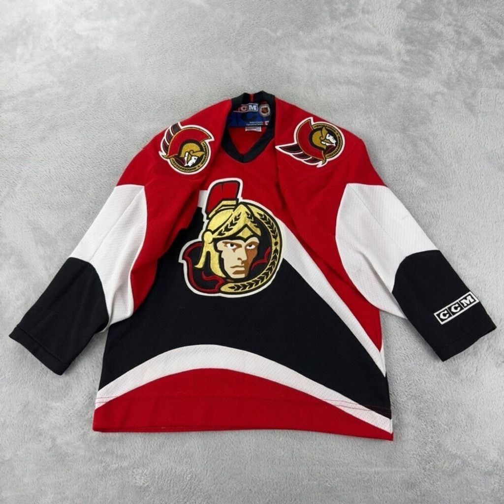Ccm Vintage Ottawa Senators Boys Size L/XL CCM Hockey Jersey Size US L / EU 52-54 / 3 - 1 Thumbnail