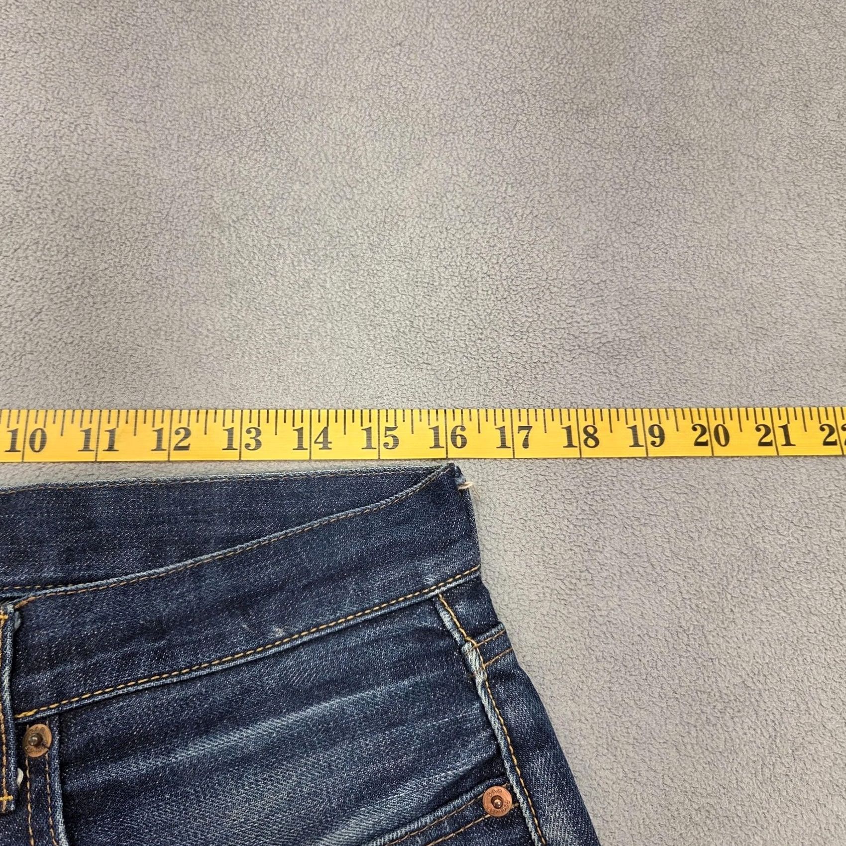 Gap Gap 1969 Jeans Mens Regular 32x26 Blue Cotton 5-Pocket Whiskers Selvedge Straight Vintage No Size US 32 / EU 48 - 5 Thumbnail