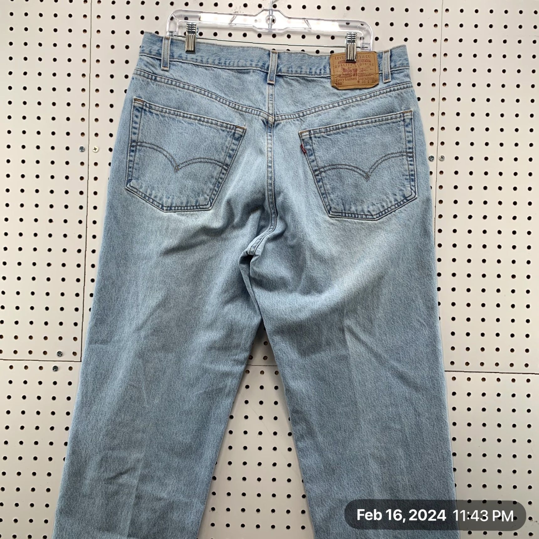 Levi's VINTAGE Levi's 550 Light Wash Denim Jeans 36x31 Relaxed Fit Blue Mens Size US 36 / EU 52 - 7 Thumbnail