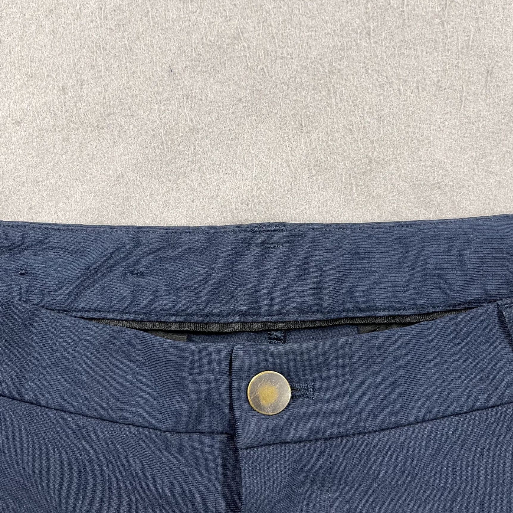 Lululemon VINTAGE N/A Size US 32 / EU 48 - 4 Thumbnail