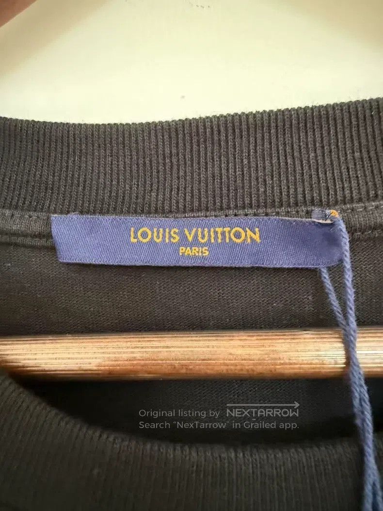 Louis Vuitton Louis Vuitton Black embroidered small plane logo short sle Size US XL / EU 56 / 4 - 4 Thumbnail