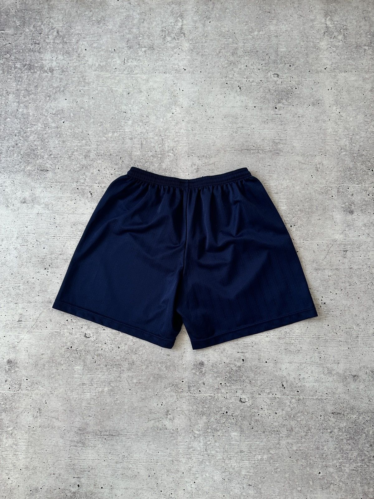 Umbro UMBRO 2000s VINTAGE TRAINING RUNNING SHORTS Size 36 BLUE Size US 36 / EU 52 - 7 Thumbnail