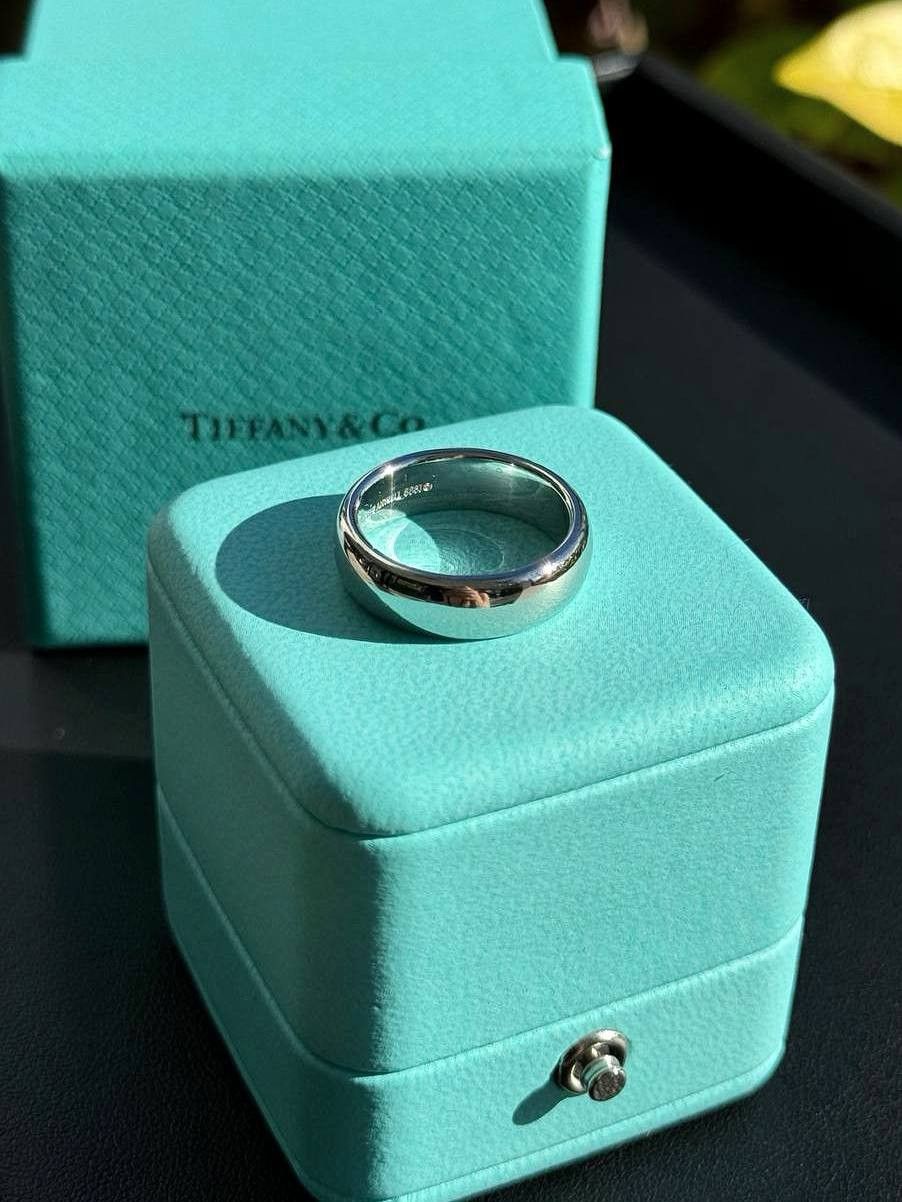 Tiffany & Co. Tiffany & Co. Platinum 950 Men's Wedding Band 6mm Size 7 Size ONE SIZE - 9 Thumbnail