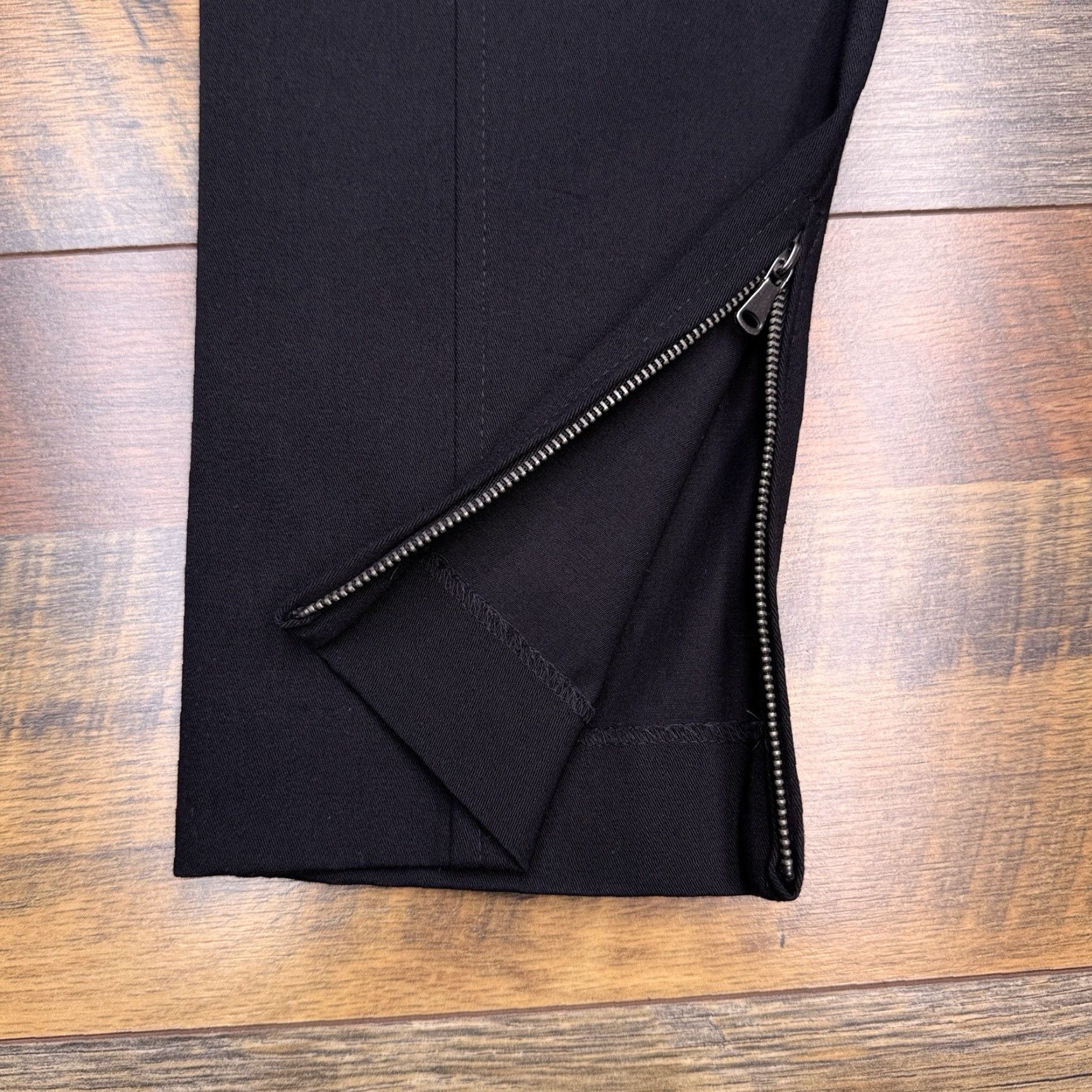 Talbots Talbots Black Stretch Twill Pants Womens 8 Mid Rise Slim Straight Flat Front Machine Washable City Preppy Dress Pants Women Size 30" / US 8 / IT 44 - 7 Thumbnail