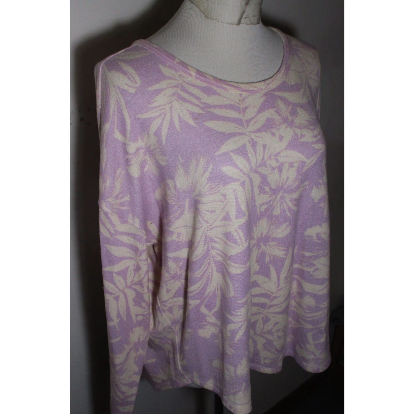 Lucky Brand LUCKY BRAND Lavender Oversized Long Sleeve Top Womens L Shirt Size L / US 10 / IT 46 - 3 Thumbnail