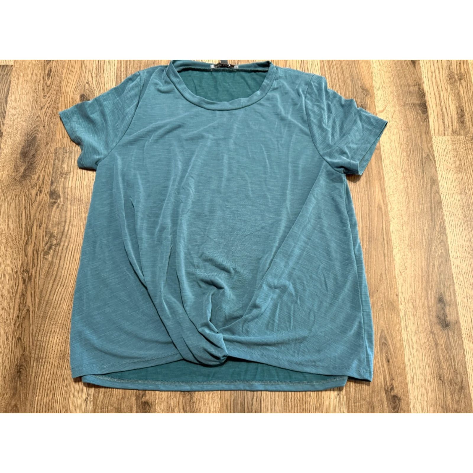 Vintage Green Envelope Shirt Women Medium Green Short Sleeve Casual Basic Tee Size M / US 6-8 / IT 42-44 - 2 Thumbnail