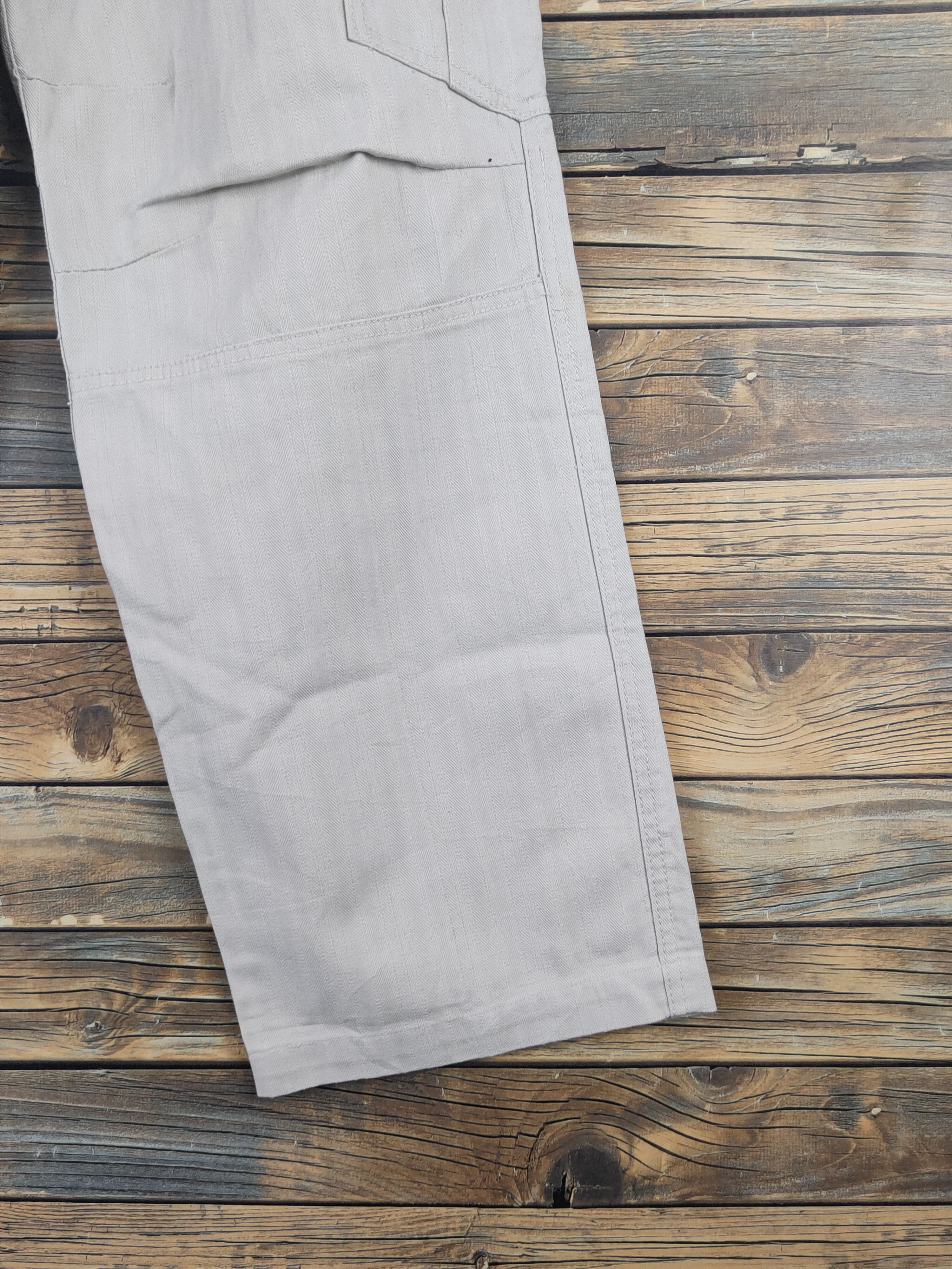Japanese Brand DL Japanese Brand Gray Multipocket Cargo Pants #1789 Size US 31 - 6 Thumbnail