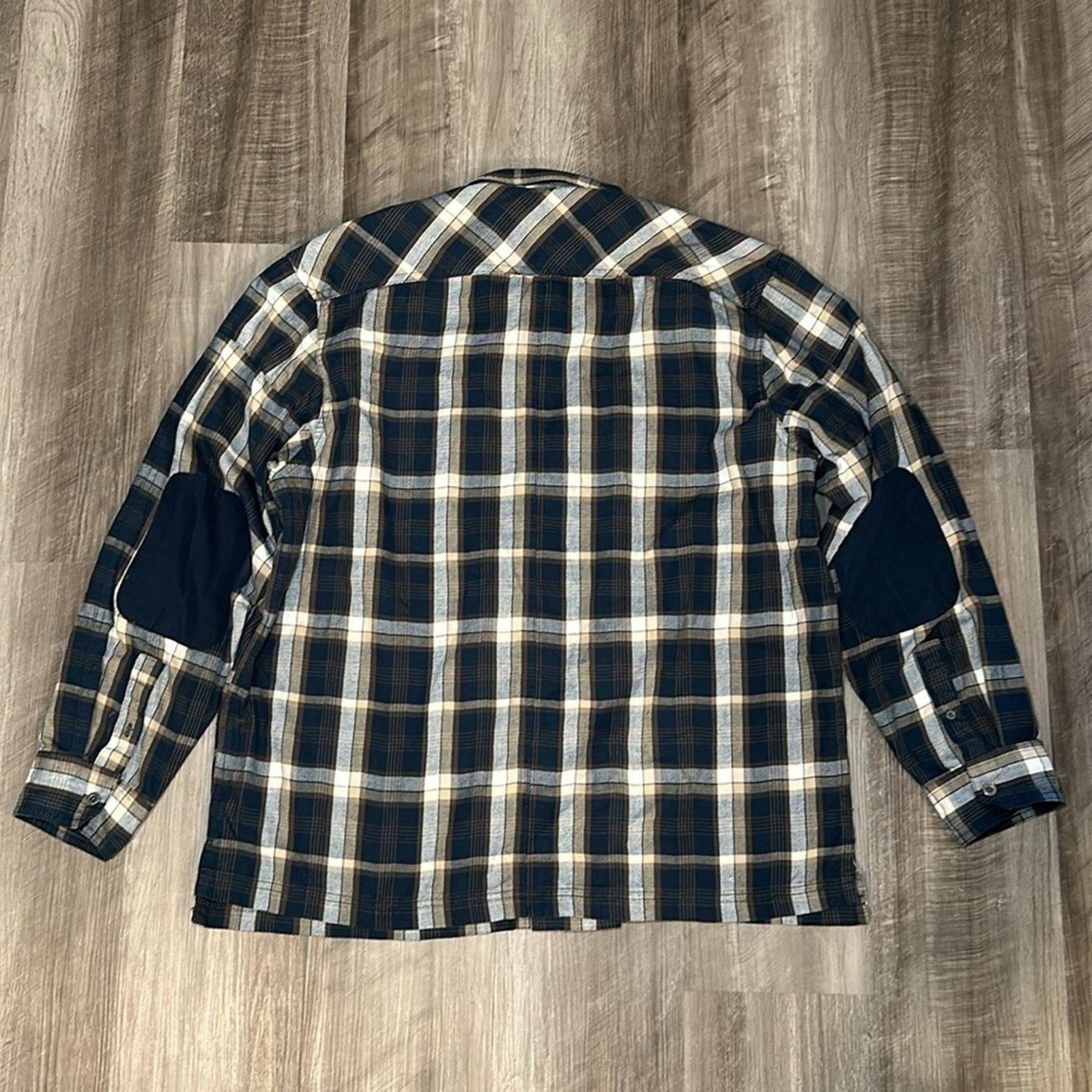 Wrangler Wrangler All Terrain Gear Regular Fit Long Sleeve - XL Size US XL / EU 56 / 4 - 3 Thumbnail