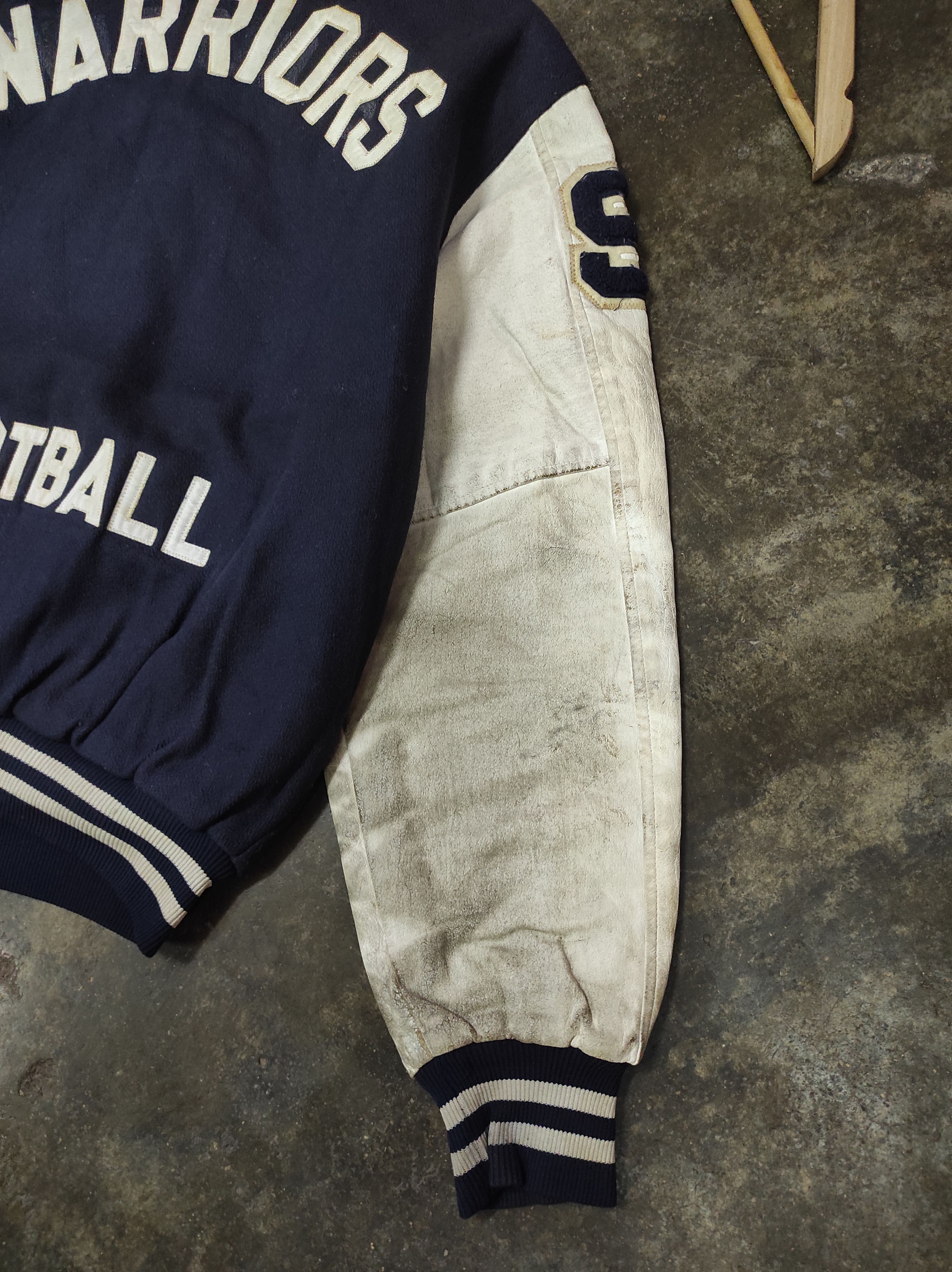 Rennoc × Vintage RENNOC WARRIORS FOOTBALL JOHN 95 VTG WOOL VARSITY JACKET Size US L / EU 52-54 / 3 - 11 Thumbnail