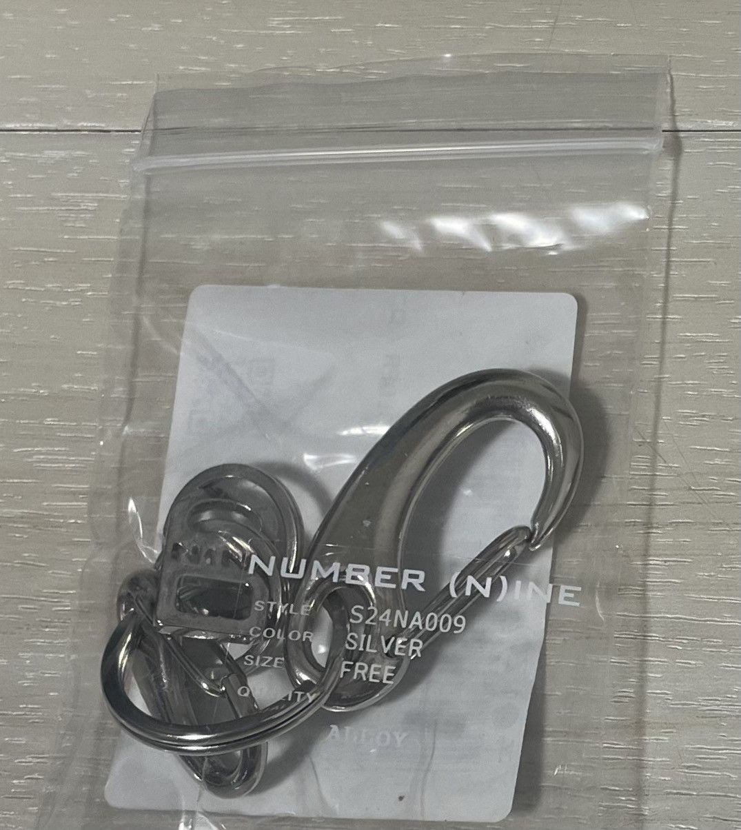 Number (N)ine Number nine N(N) LOGO PLATE HOLE Key Chain Size ONE SIZE - 1 Thumbnail