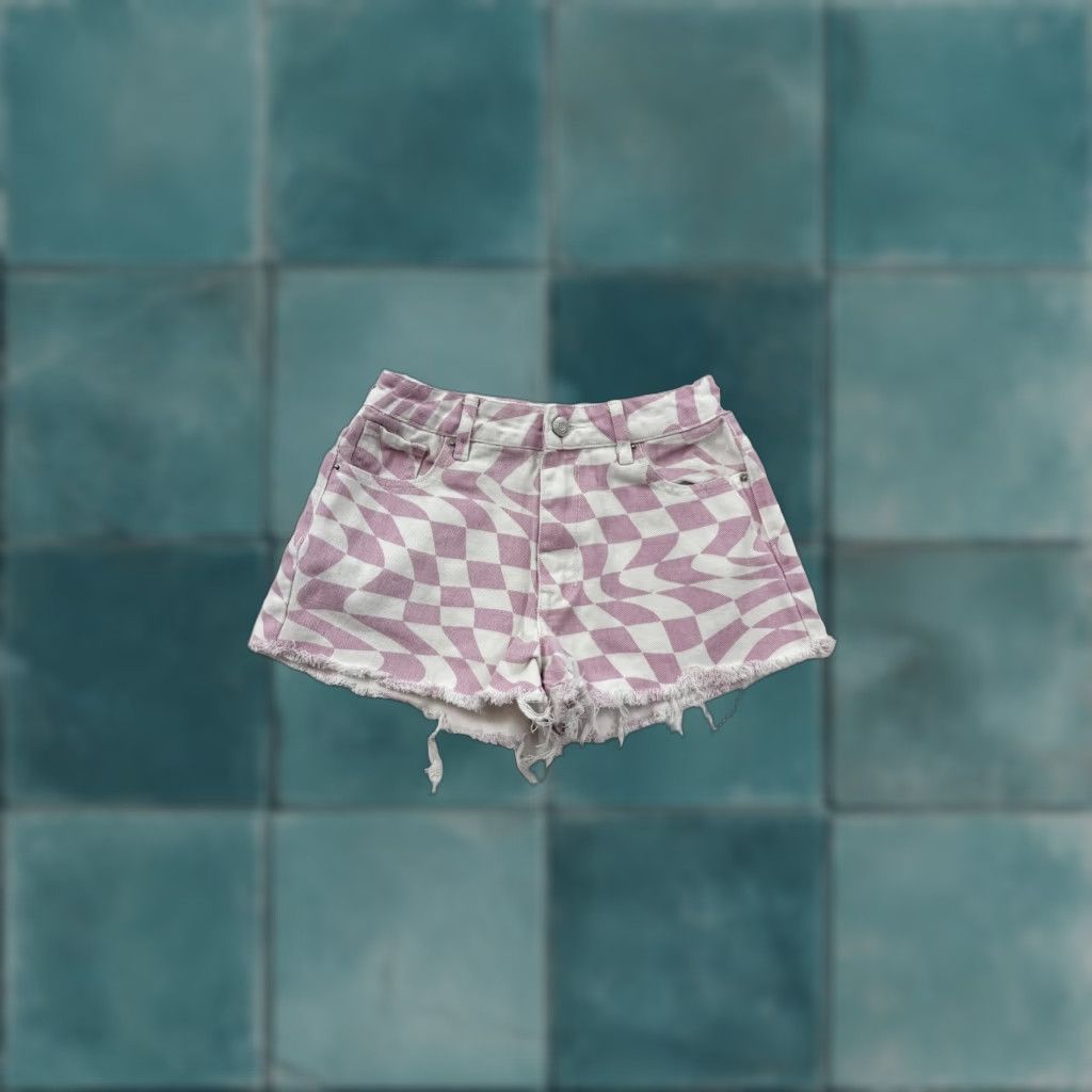 Pacsun Pacsun Shorts Womens 24 Pink White Wavy Checkered Denim Distressed High Rise Festival Shirt? Size 42" / US 20 - 1 Thumbnail