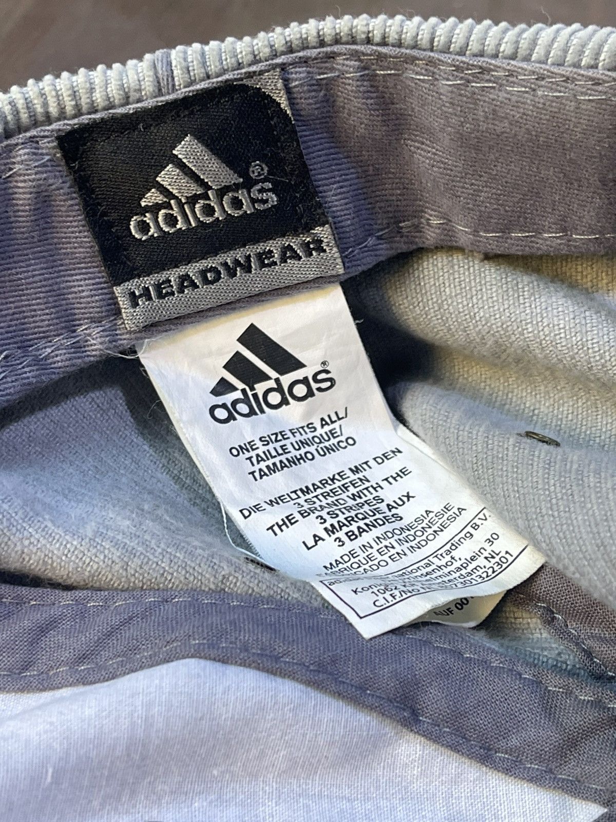 Adidas × Vintage Vintage Adidas Corduroy Hat Size ONE SIZE - 2 Thumbnail