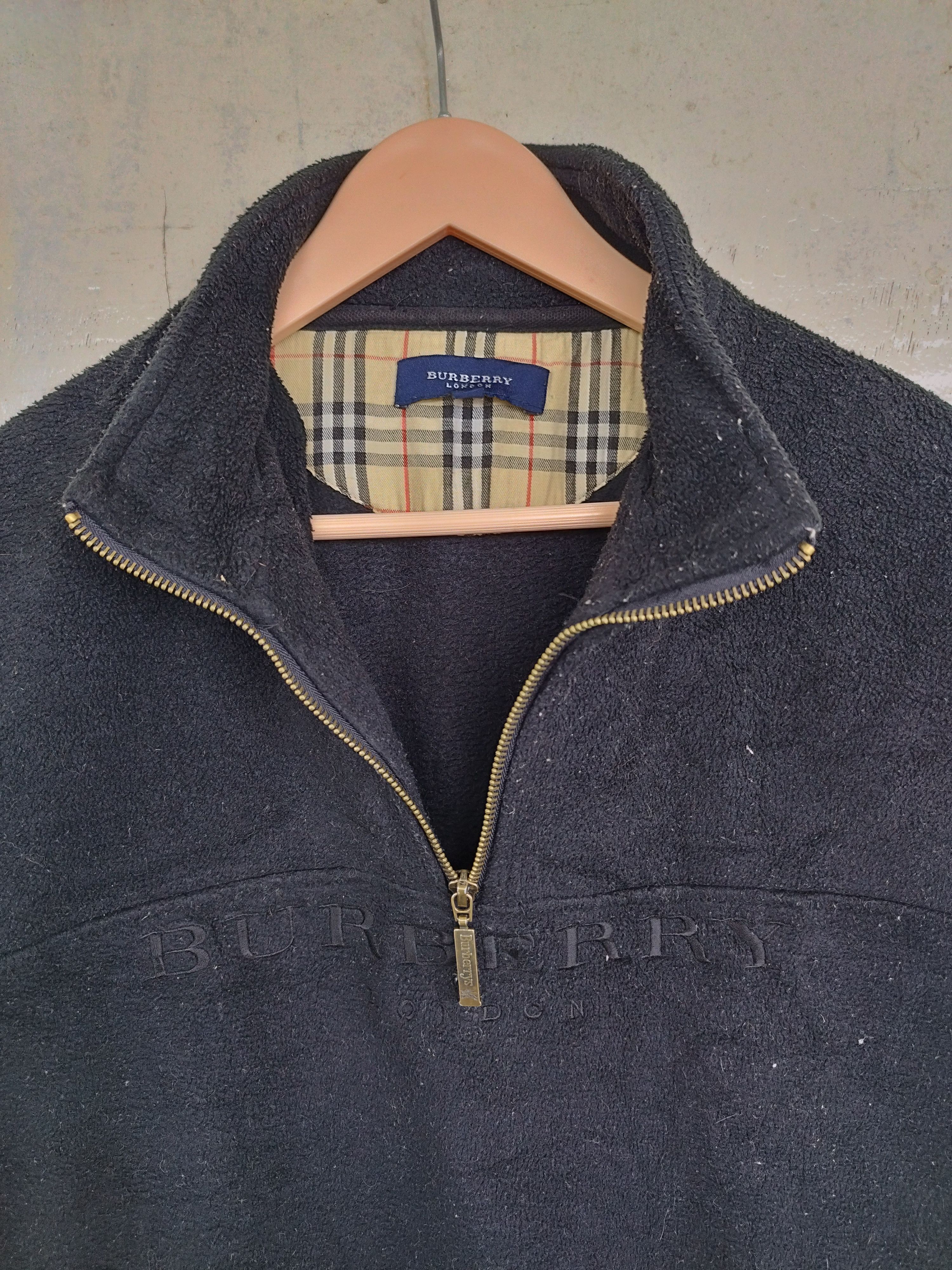 Burberry Burberry Half zipper Spell out sweater Size US L / EU 52-54 / 3 - 3 Thumbnail