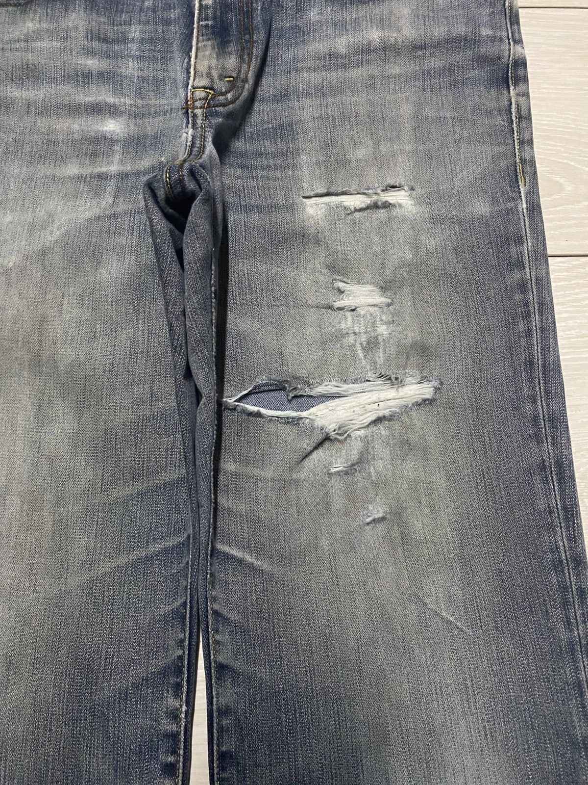 Japanese Brand Vintage Japanese Brand Blue Faded Wash Distressed Loose Jean Size US 32 / EU 48 - 8 Thumbnail