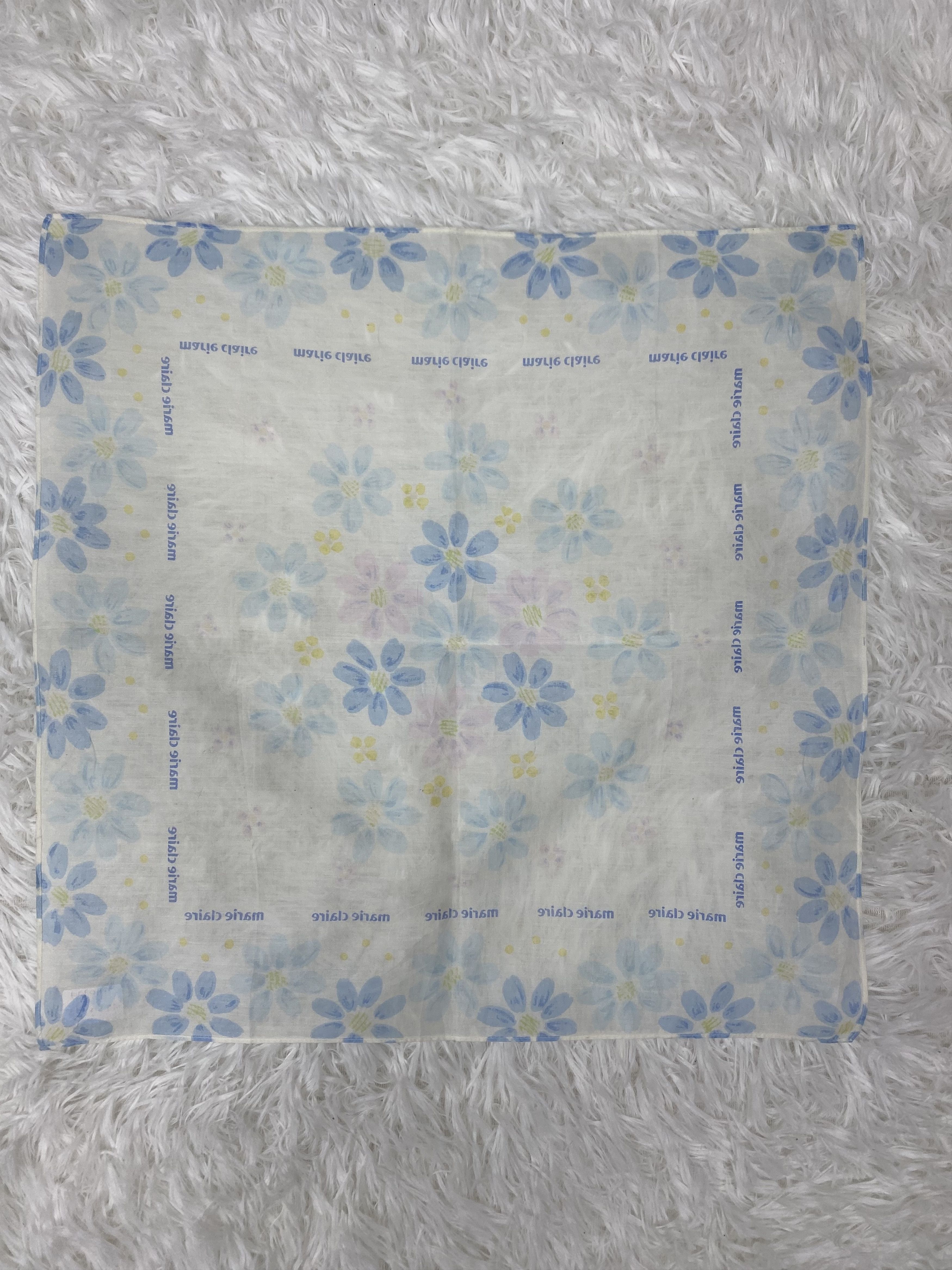 Designer × Vintage Vintage Marie Claire Handkerchief Neckerchief PH0727 Size ONE SIZE - 4 Thumbnail