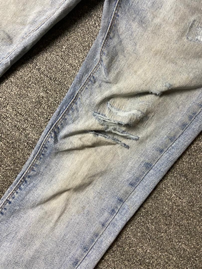 Levi's Levis + Denizen Distressed Denim Jeans (175) Size US 29 - 10 Thumbnail