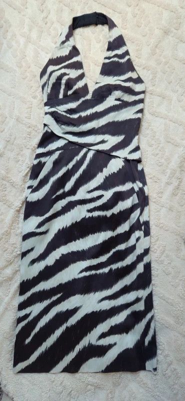 Karen Millen Zebra Print Karen Millen midi Dress . Size M / US 6-8 / IT 42-44 - 4 Thumbnail