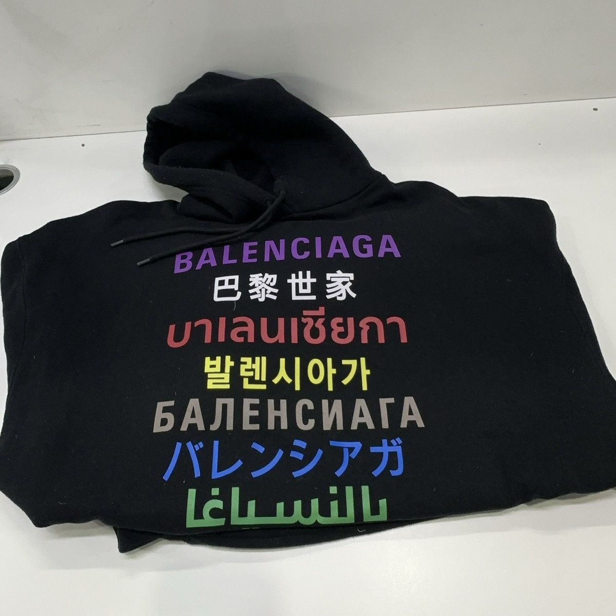 Balenciaga Balenciaga Languages Medium Fit Hoodie Size US M / EU 48-50 / 2 - 6 Thumbnail