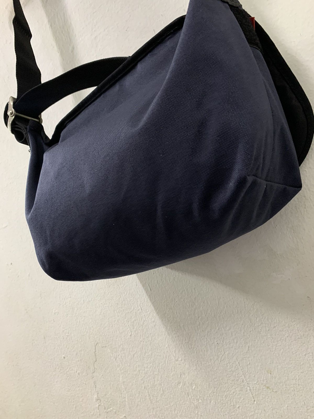 Manhattan Portage RARE Manhattan Portage Hav-A-Hank Messenger Sling Bag Size ONE SIZE - 13 Thumbnail