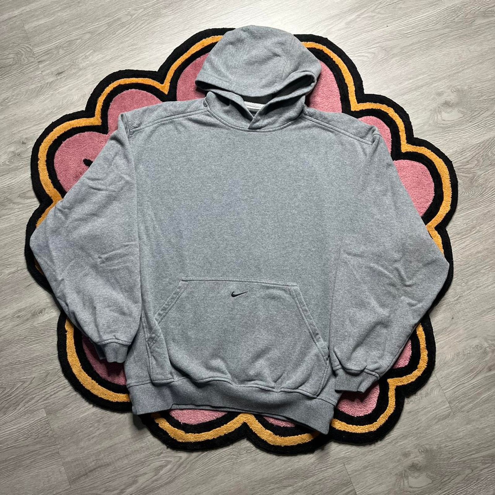 Nike Nike Embroidered Center Swoosh Logo Pullover Hoodie Large Size US L / EU 52-54 / 3 - 1 Thumbnail