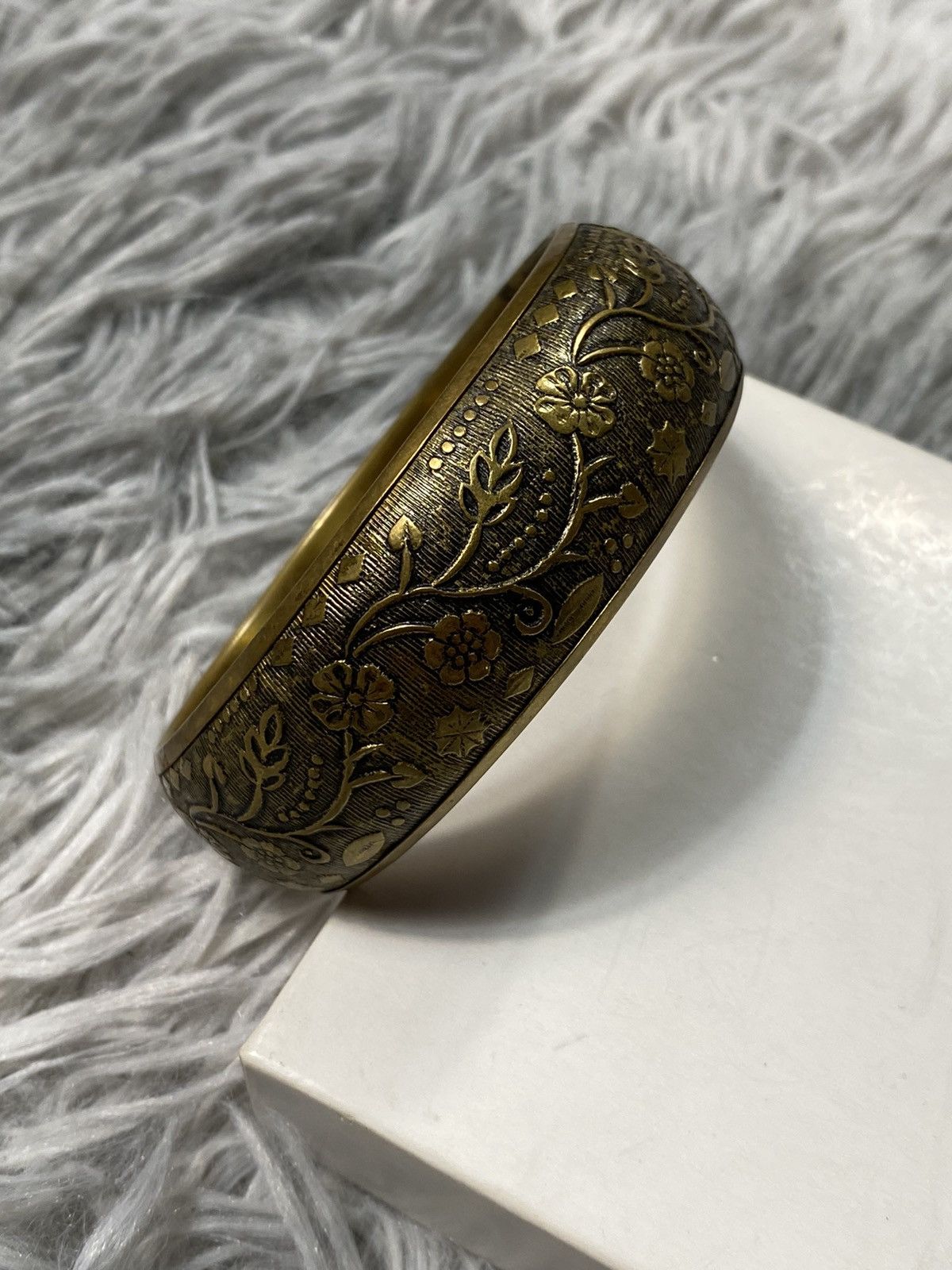 Jewelry Ornate Vintage Brass Cuff Bracelet | Japanese Brand Size ONE SIZE - 11 Thumbnail