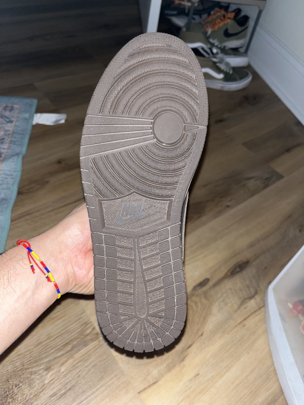 Nike × Travis Scott Travis Scott Jordan 1 Low “Mocha” Size US 8.5 / EU 41-42 - 11 Thumbnail