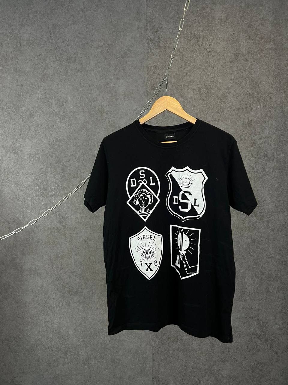 Designer × Diesel Diesel designer art tee Size US S / EU 44-46 / 1 - 1 Thumbnail