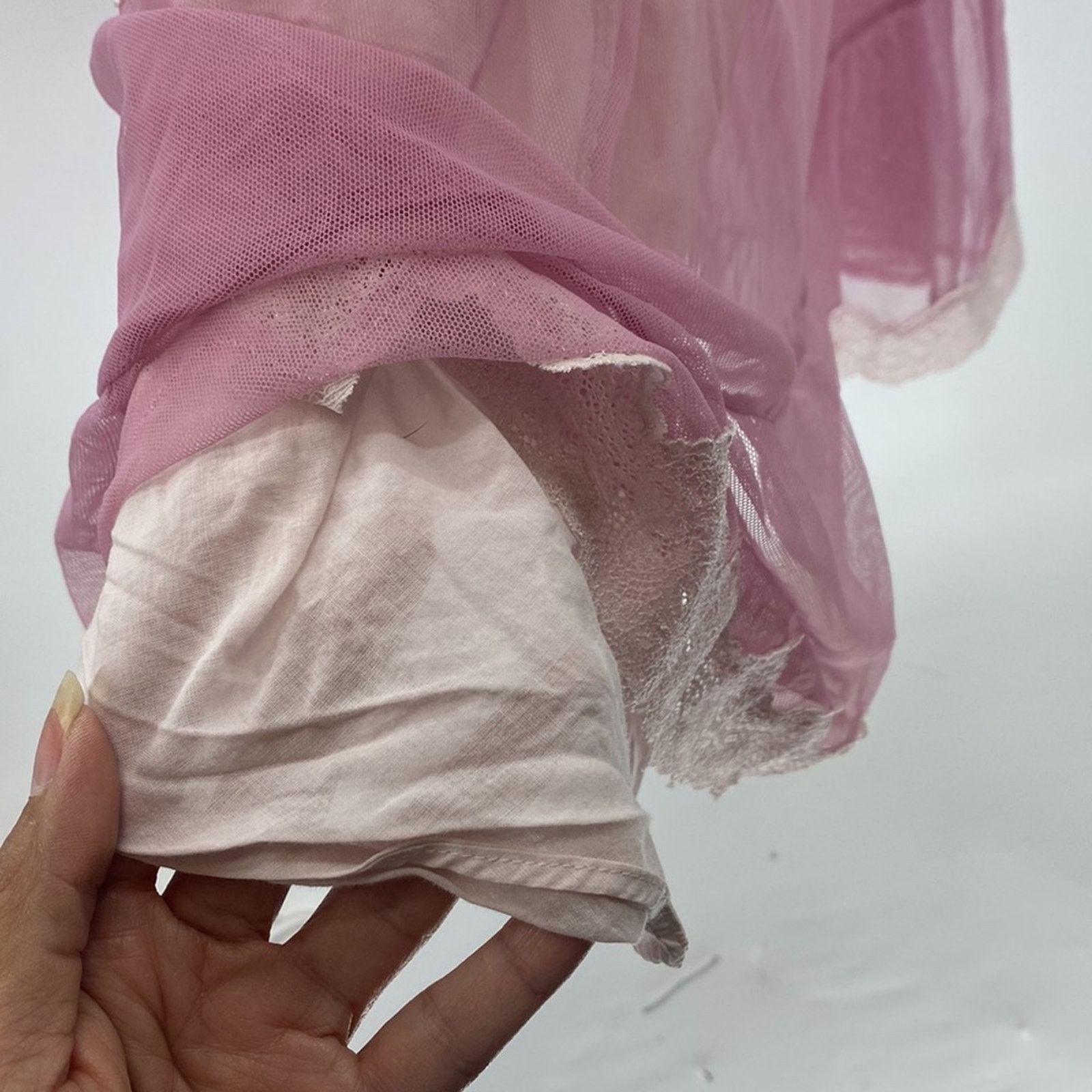 Victoria's Secret Victoria’s Secret laced pink adjustable straps lined nighty Size ONE SIZE - 5 Thumbnail