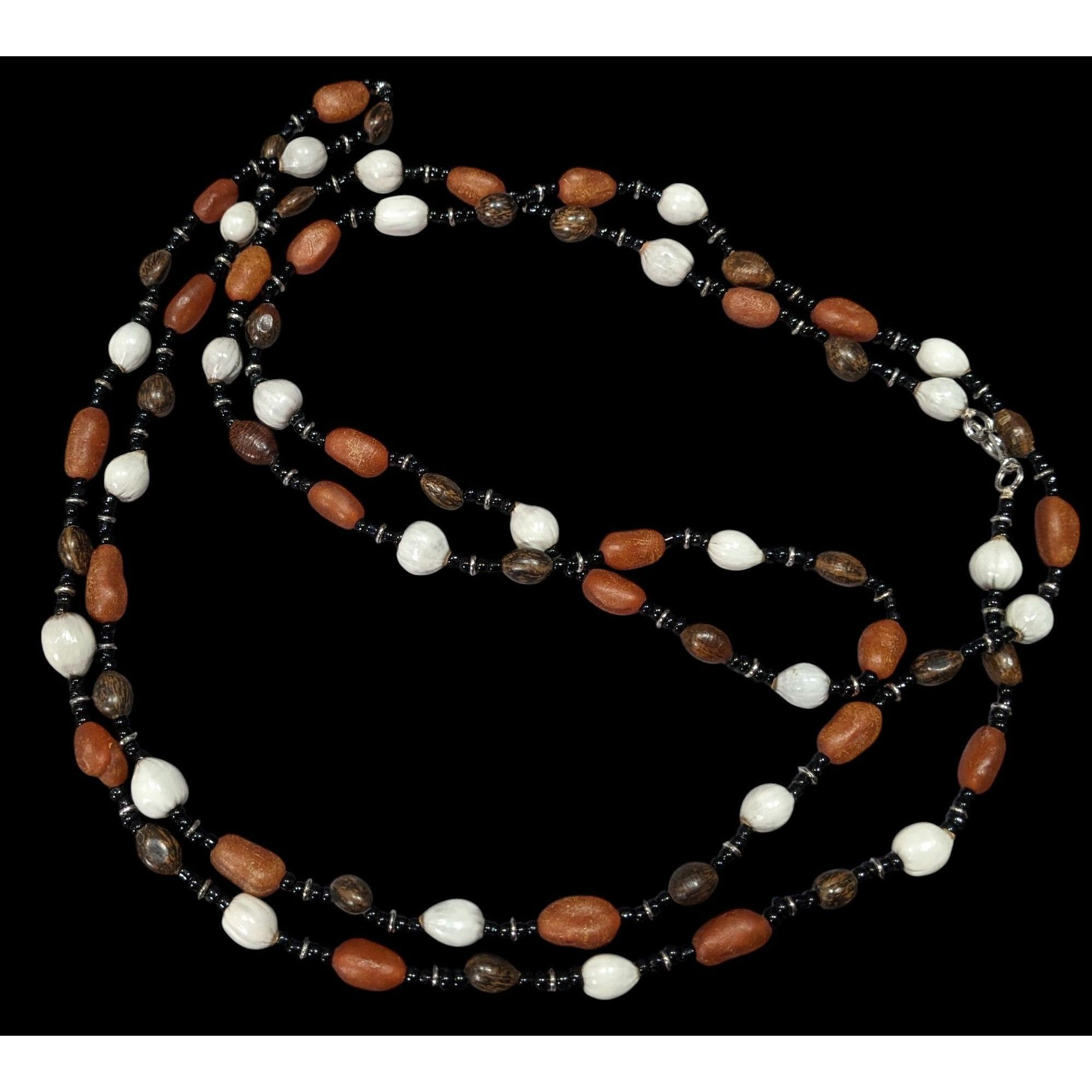 Other Vintage Hippie Bohemian Seed And Glass Beaded Necklace Size ONE SIZE - 1 Thumbnail