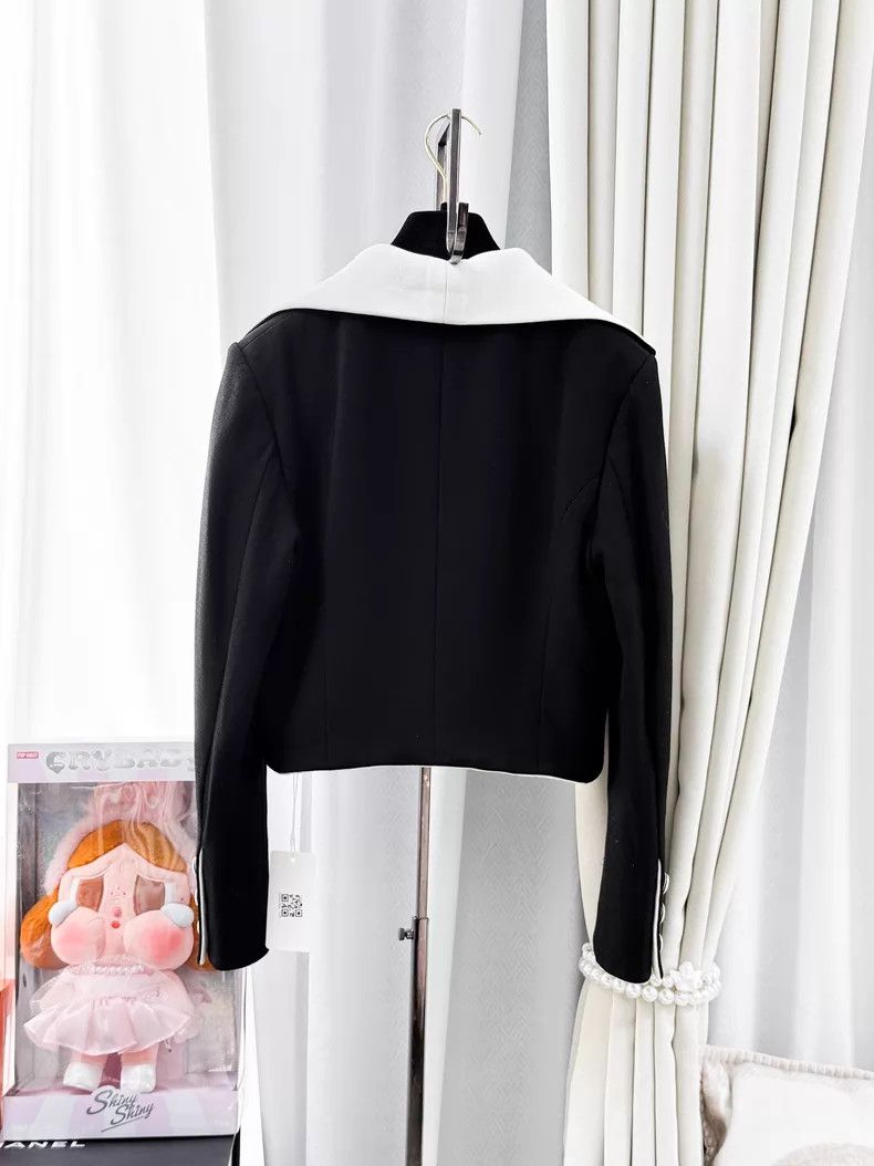 Chanel Chanel Silk lapel long-sleeved short jacket Size XS / US 0-2 / IT 36-38 - 3 Thumbnail