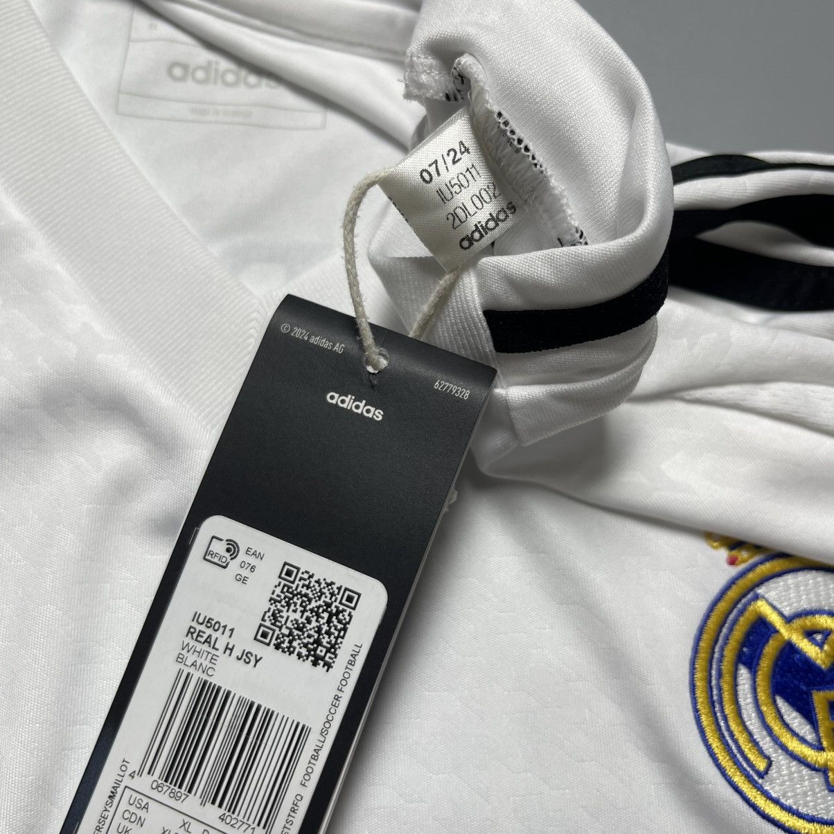 Adidas REAL MADRID ADIDAS 2024/2025 FOOTBALL HOME JERSEY #10 MODRIC Size US XL / EU 56 / 4 - 7 Thumbnail