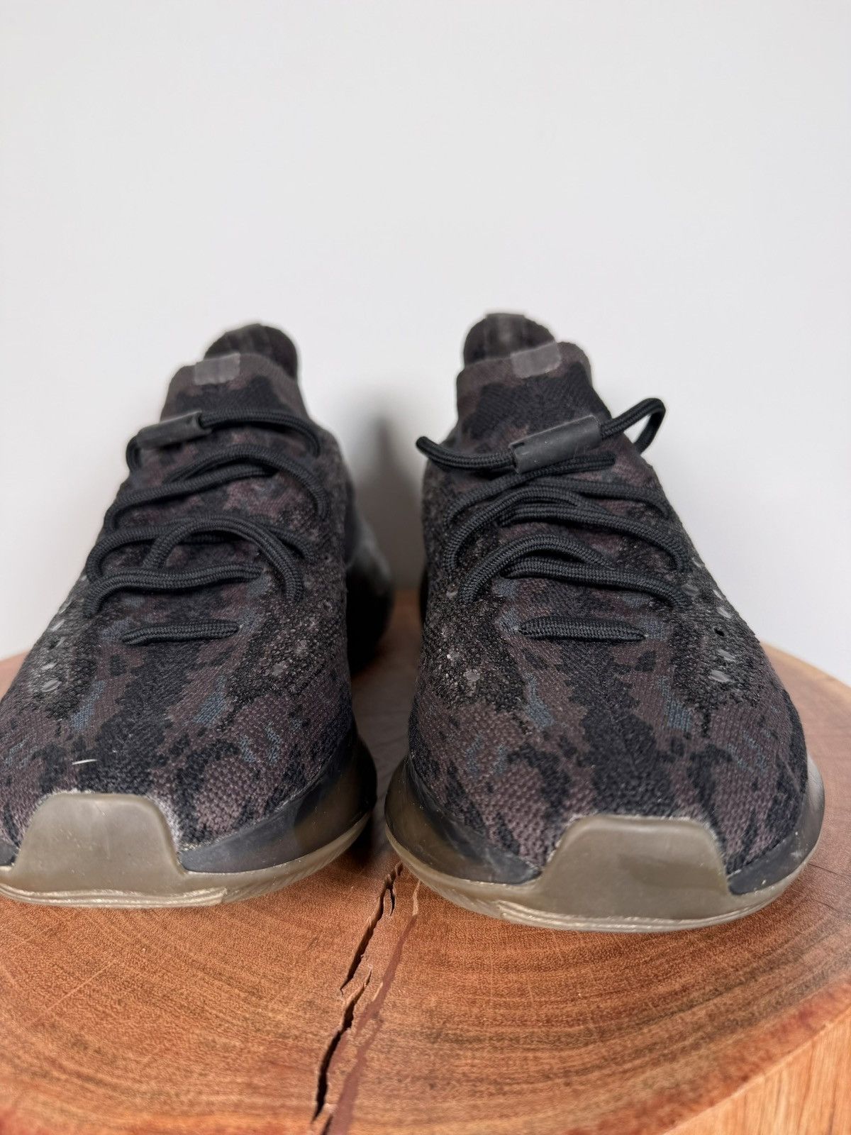 Yeezy Adidas Yeezy Boost 380 Onyx Non-Reflective Size US 6.5 / EU 39-40 - 4 Thumbnail