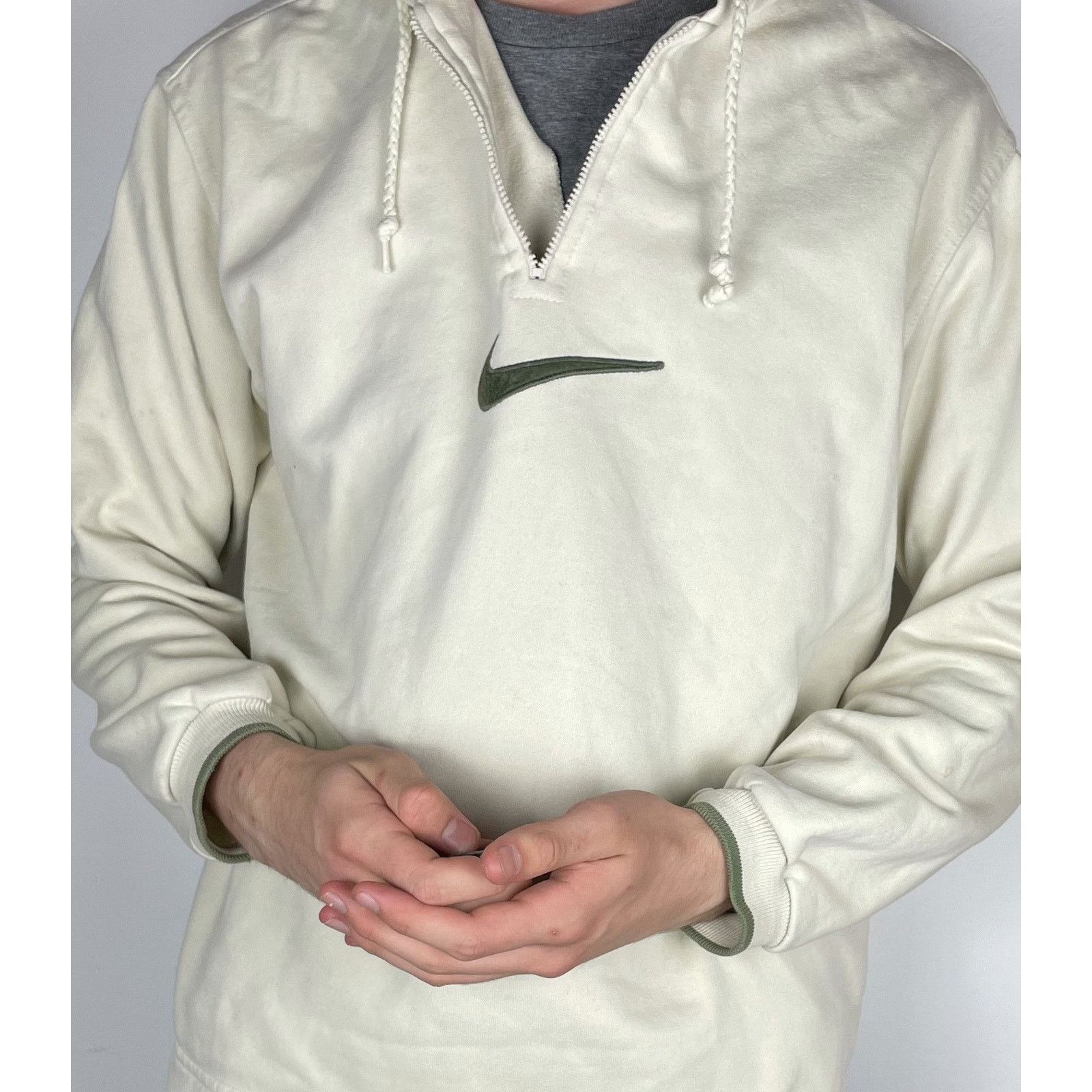 Nike × Vintage Vintage Nike Women's Beige Centre Logo Swoosh Hoodie M(8-10) Size M / US 6-8 / IT 42-44 - 2 Thumbnail