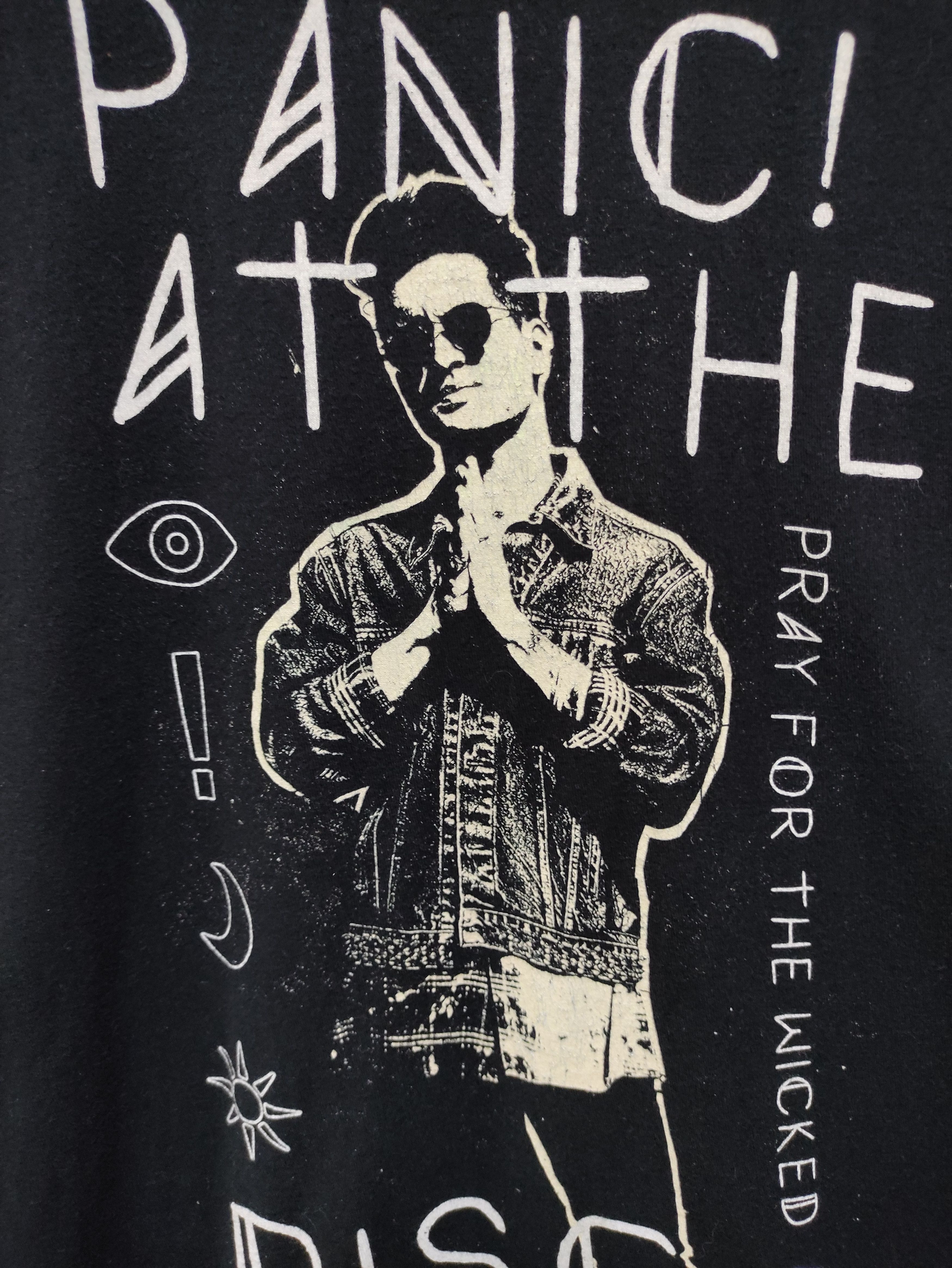 Band Tees PANIC AT THE DISCO pray for the wicked tour tee Size US L / EU 52-54 / 3 - 3 Thumbnail