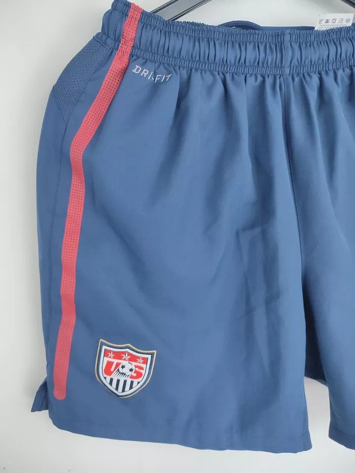 Nike Vintage 2007 Nike USA FOOTBALL SOCCER Shorts Size S Size US 30 / EU 46 - 2 Thumbnail