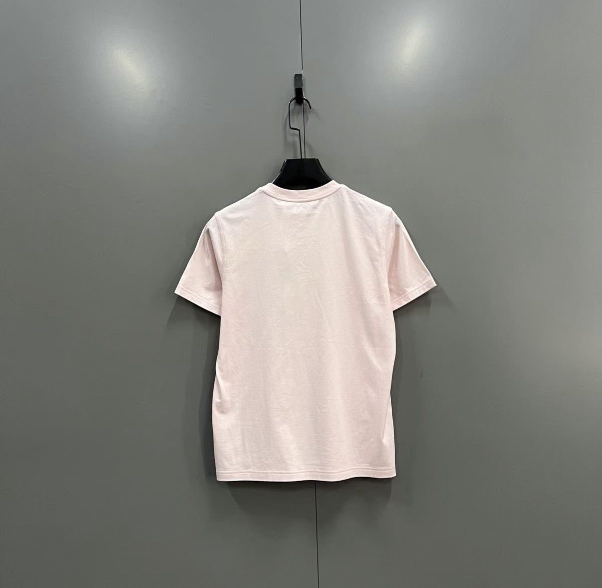 Burberry Burberry Pale Pink TB Embroidered Short Sleeve J41 Size S / US 4 / IT 40 - 2 Thumbnail