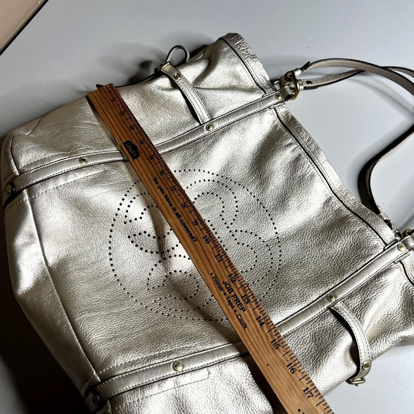 Coach VINTAGE? No. Size ONE SIZE - 7 Thumbnail
