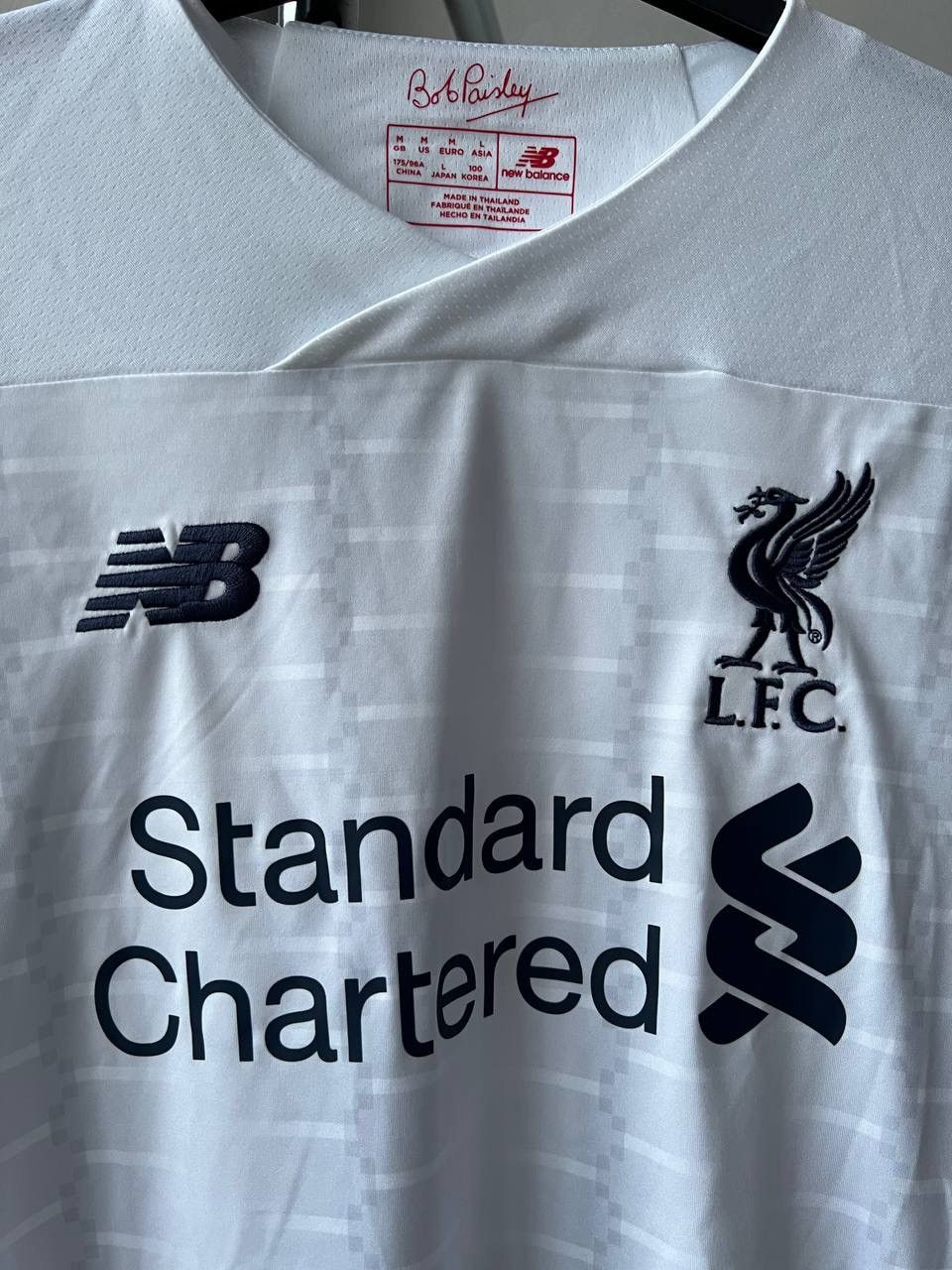 New Balance NEW! 2019/20 LIVERPOOL FC #11 M.SALAH HOME SOCCER JERSEY M Size US M / EU 48-50 / 2 - 6 Thumbnail