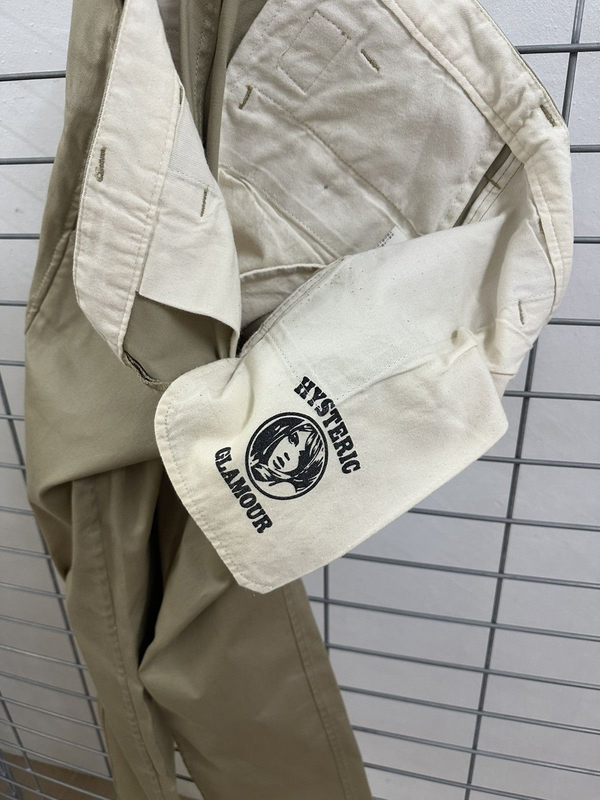 Hysteric Glamour Rare And Beautiful Hysteric Glamour Buckle Back Pants Size US 30 / EU 46 - 11 Thumbnail