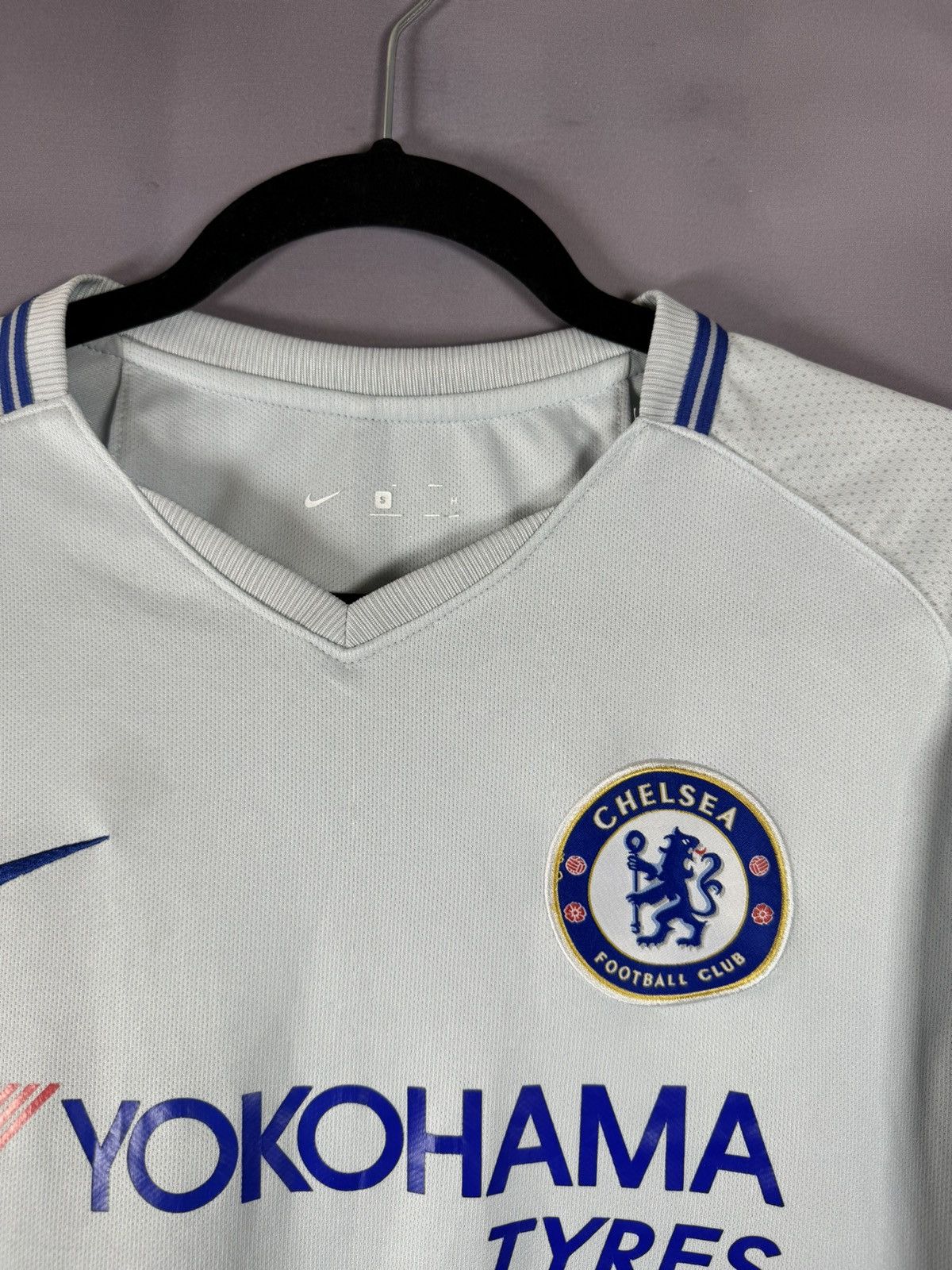 Chelsea Soccer × Nike × Vintage Vintage Chelsea 2017/18 Away Nike Jersey Blokcore Small Size US S / EU 44-46 / 1 - 6 Thumbnail