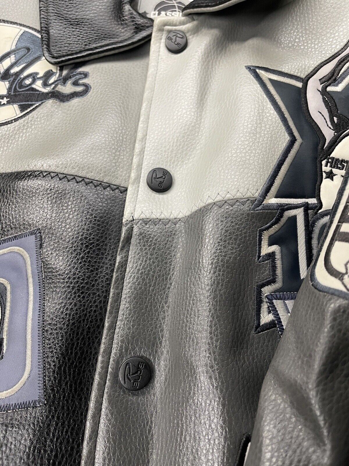 NBA × Vintage Raw Blue CLASSICS Bomber Jacket XL Men's 90's NBA NHL RARE Size US XL / EU 56 / 4 - 10 Thumbnail