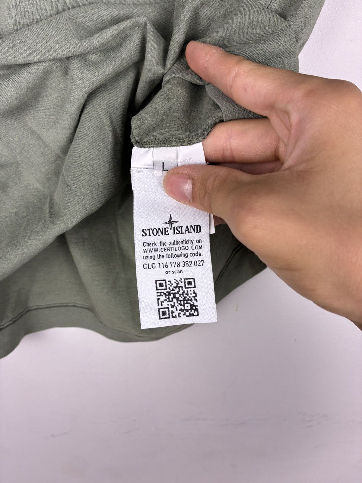 Stone Island Stone Island Data Scan Logo t-shirt Size US L / EU 52-54 / 3 - 9 Thumbnail