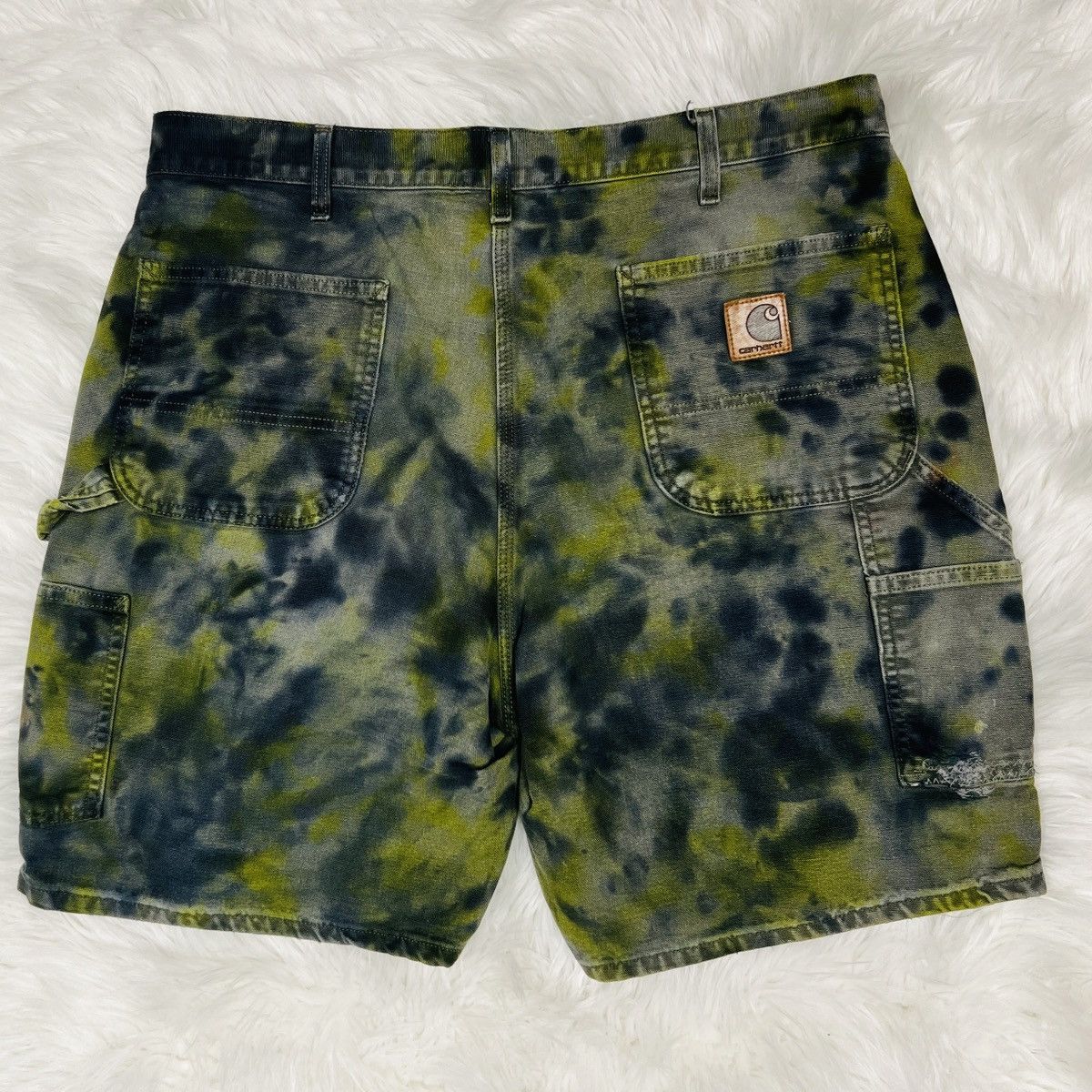 Carhartt Vintage CARHARTT Carpenter Shorts - Upcycled Green Tie Dye Size US 36 / EU 52 - 1 Thumbnail