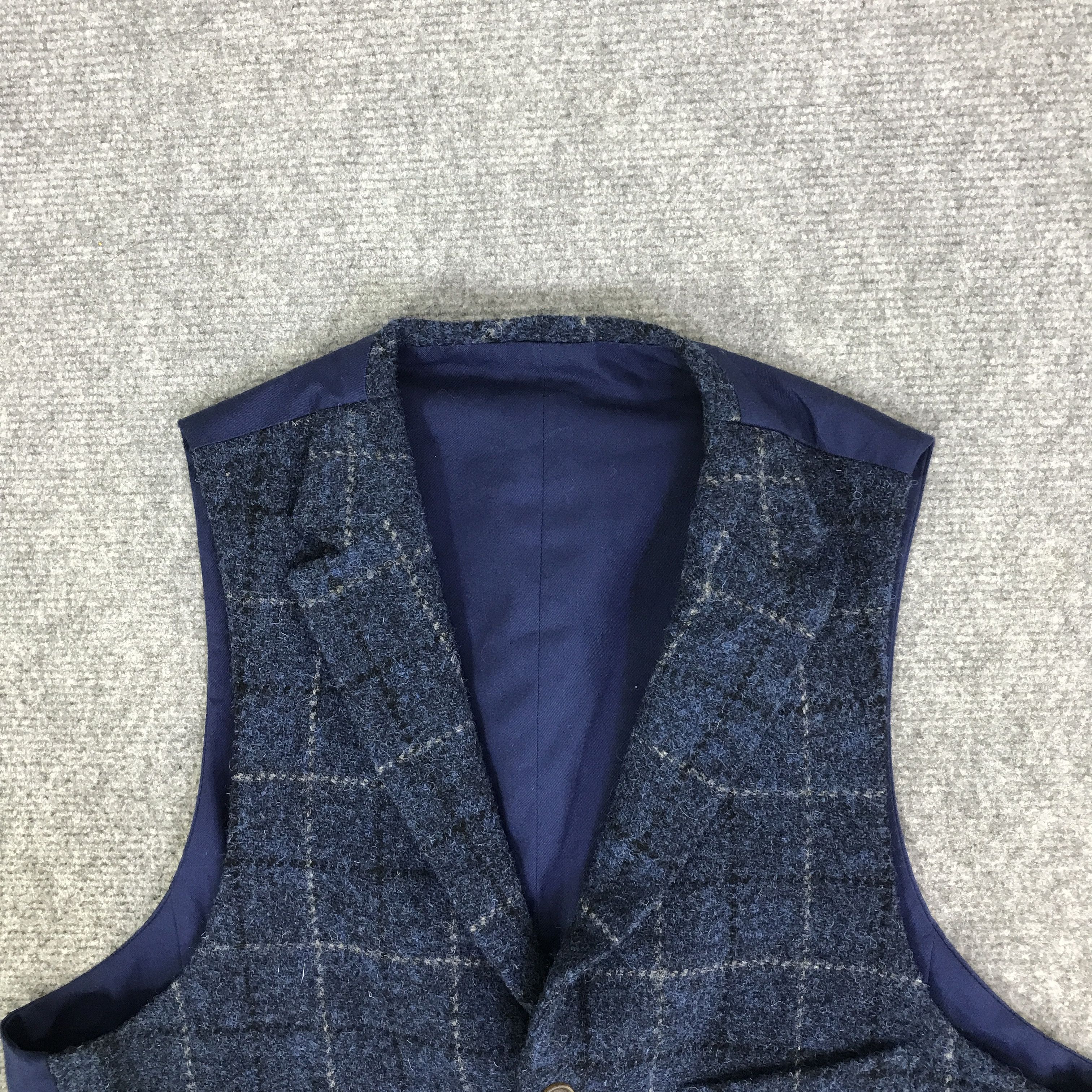 Harris Tweed HARRIS TWEED CLASSIC VEST K108B10 Size US M / EU 48-50 / 2 - 2 Thumbnail