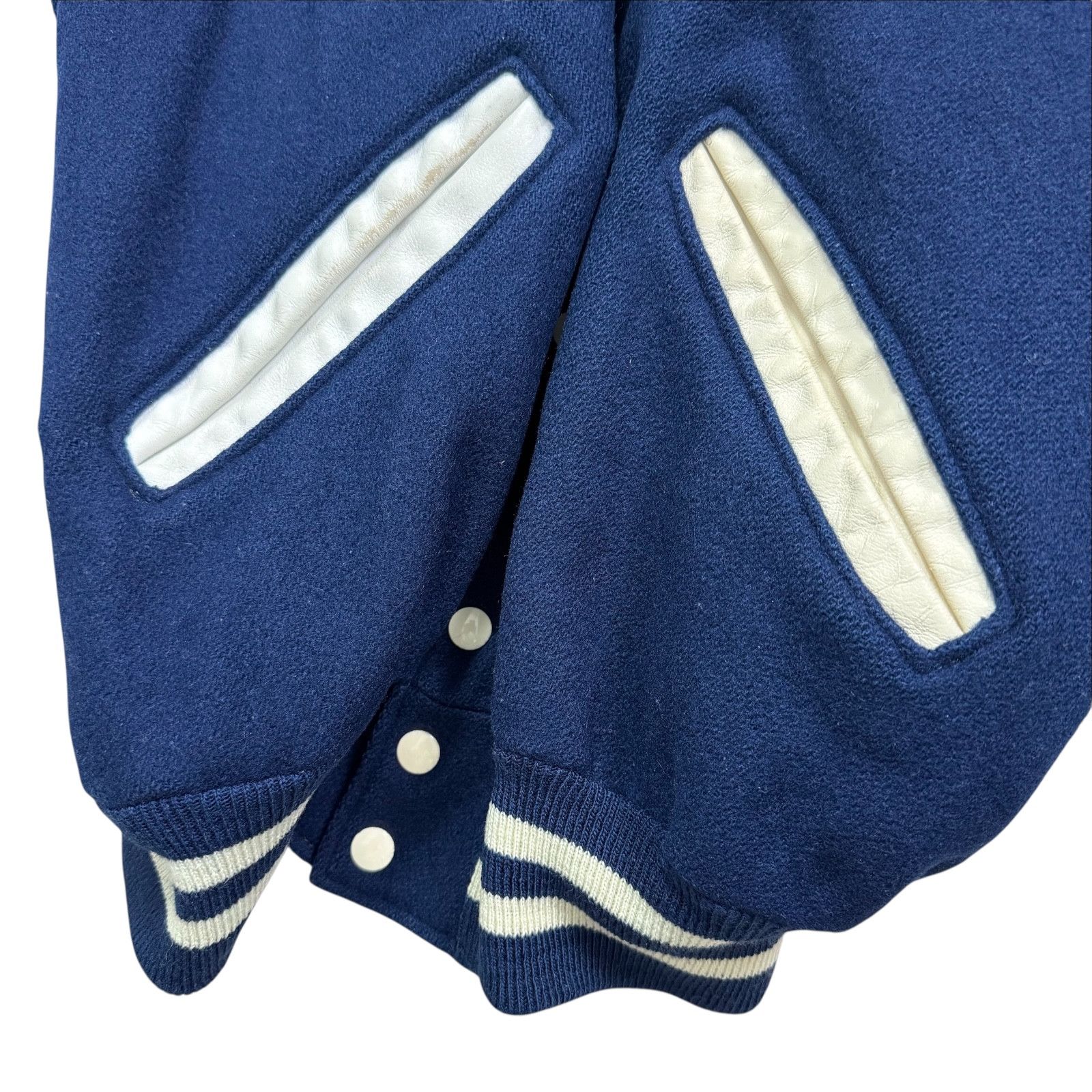 MLB VTG 90s NEW YORK YANKEES DELONG VARSITY JACKET WOOL LEATHER Size US L / EU 52-54 / 3 - 13 Thumbnail