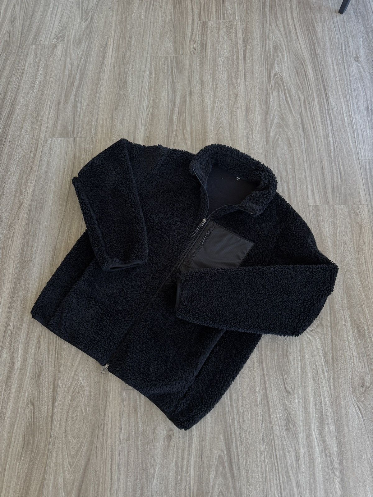 Uniqlo UNIQLO Windproof Outer Fleece Jacket Black Size US L / EU 52-54 / 3 - 2 Thumbnail